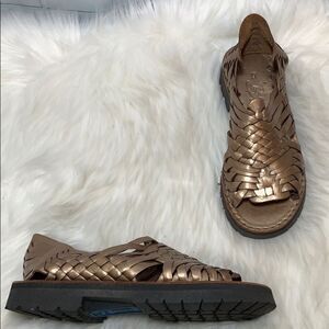 Brand X Gold Woven Leather Huraches Size 6